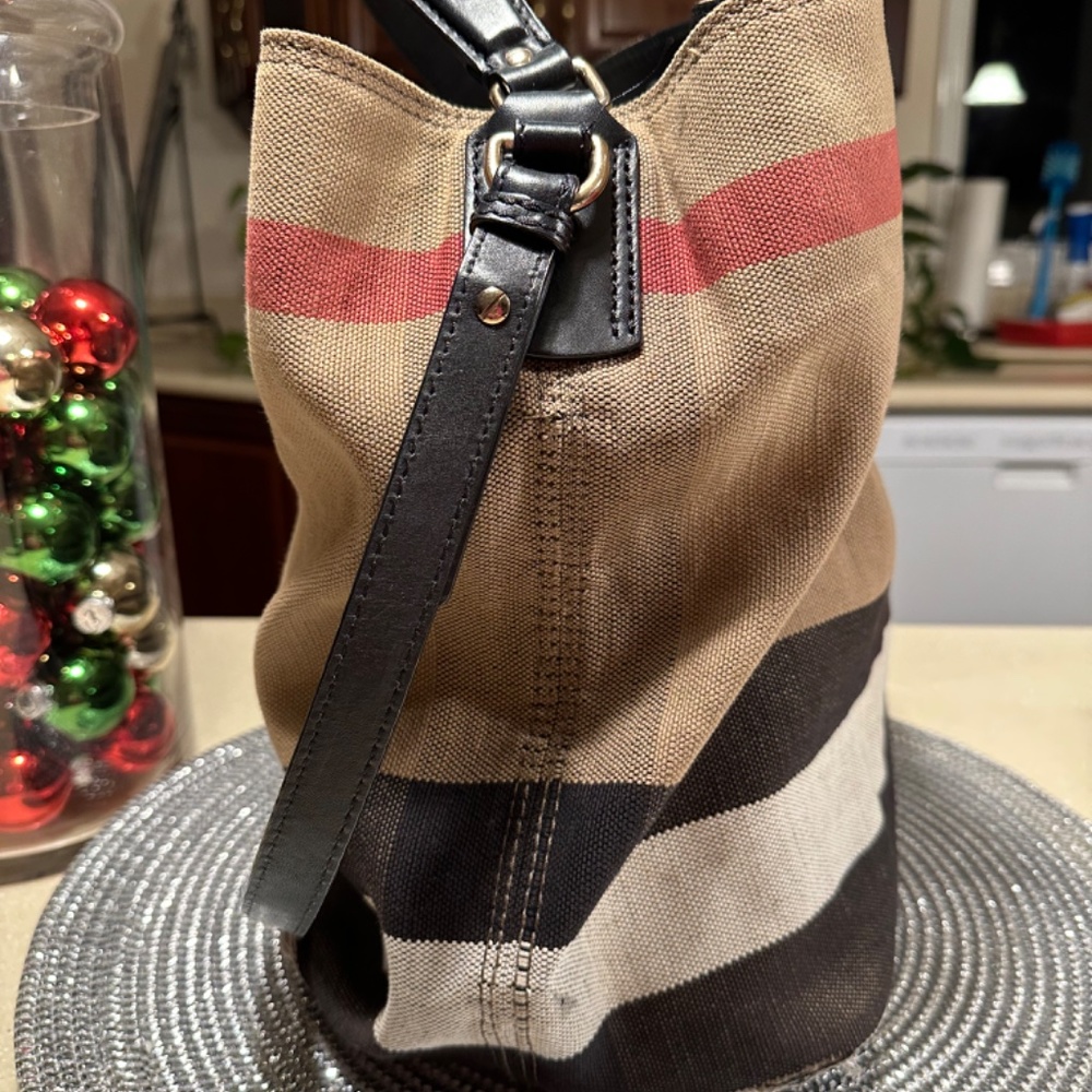 BURBERRY HOBO BAG - Picture 4 of 12